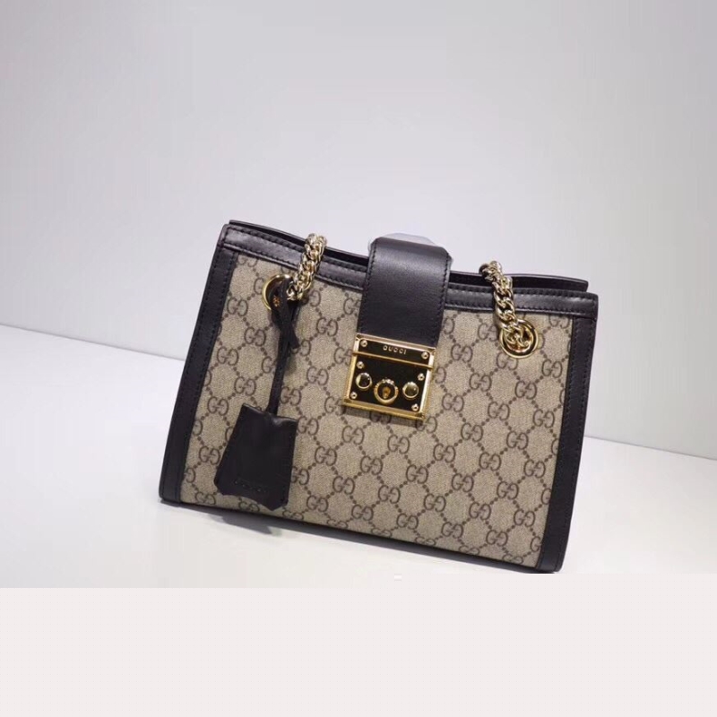 G*u*i shopping bags